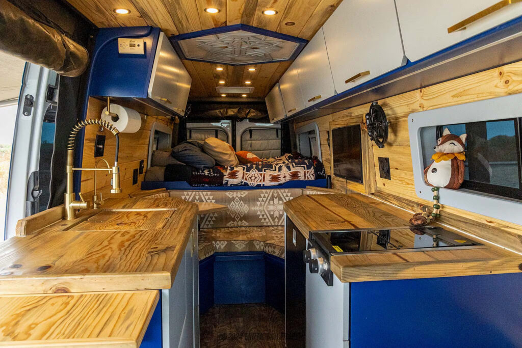 USA campervan - solid wood furniture
